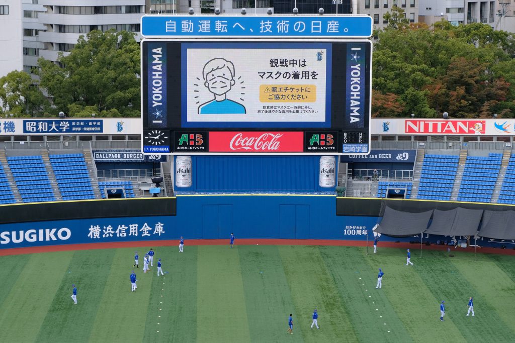 追加で掛かる費用の国、東京都、組織委による分担は年内に決まる見通し。(AFP)