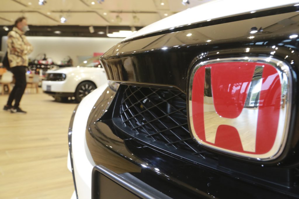 日本の自動車メーカー本田は2020年11月6日金曜、パンデミックが世界中のビジネスに打撃を与えたにもかかわらず、前四半期の利益が前年比23%増になったことを報告した。（資料写真/AP）