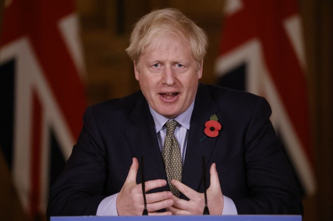 英国首相ボリス・ジョンソンはサウジアラビアのNEOMシティを称賛した。（ファイル/AFP）