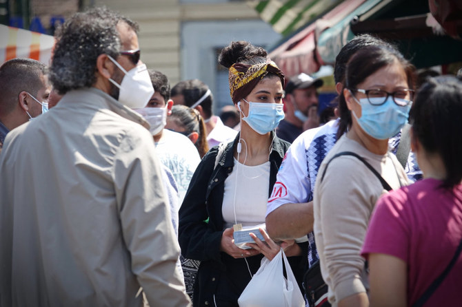 質問を受けた半数が、人種、出自や宗教は、フランス社会への帰属感に何の影響もない、と考えている。(シャッターストック、Shutterstock)