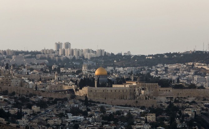 ザイド・ビン・ラシド・アル・ザヤニ大臣がエルサレムで複数のイスラエル高官と会談する。（資料/AFP）