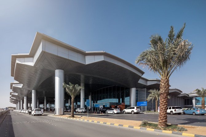 空港の国内交通量を運営しているリヤドのキング・ハーリド国際空港（KKIA）の5番ターミナル。