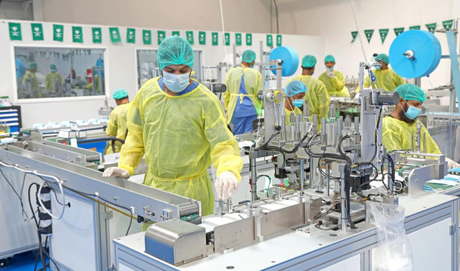 医療用品と滅菌器の工場の数は、パンデミックの間の3～4か月で倍増した。（提供写真）
