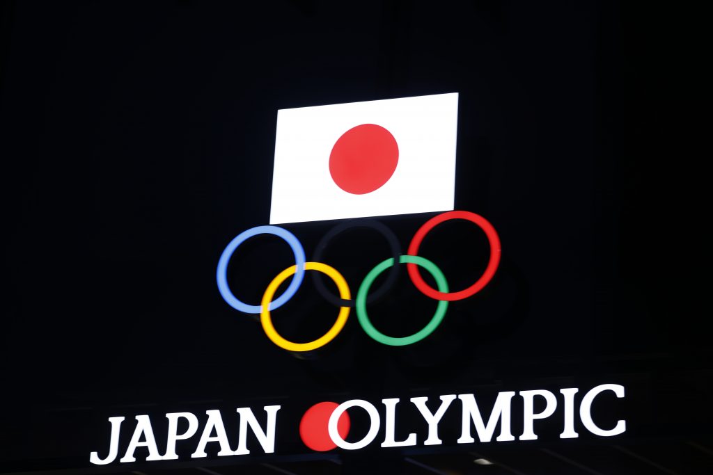 彼ら(東京大会組織委)には中止する計画があると思う」と私見を述べた。(AFP)
