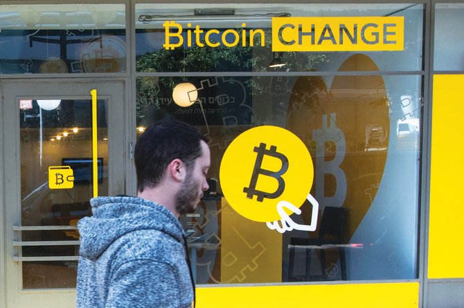 ビットコインは、市場で投機家が利用できる流動性があるために上昇している。(AFP)