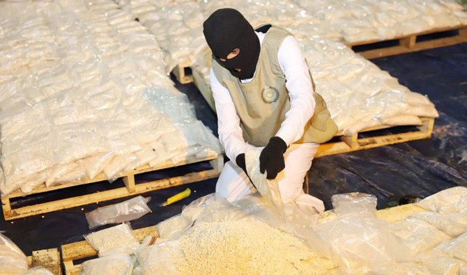 サウジ当局が大量の薬物密輸の企みを阻止した。（SPA）