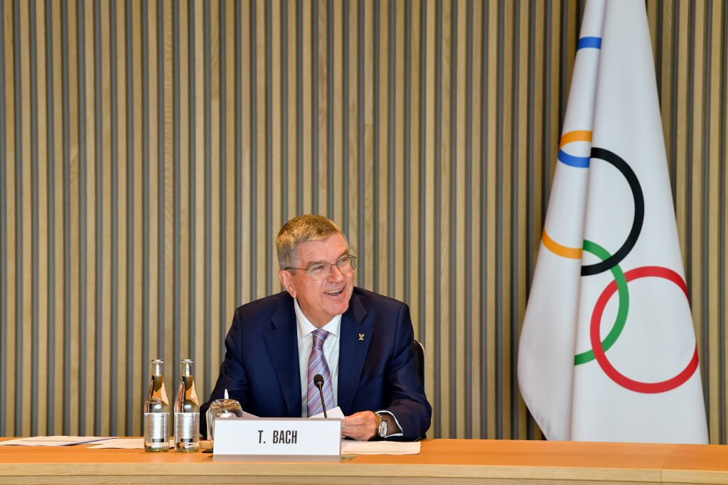 国際オリンピック委員会（ＩＯＣ）のバッハ会長は１日、２０２１年の年明けに際して公式サイトでメッセージを寄せ、新型コロナウイルスの影響で今夏に延期された東京五輪について、「日本のパートナーや友人たちの素晴らしい貢献に感謝しているし (AFP/file)