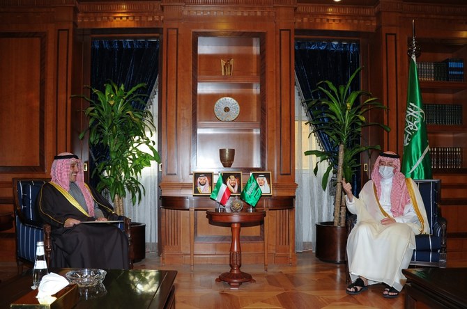 2021年1月1日、サウジアラビアのアデル・アル・ジュベイル外務大臣とクウェートのシェイク・アフマド・ナーセル・アル・ムハンマド・アル・サバーハ外務大臣は、サウジアラビアの首都リヤドで会談を開いた。（SPA）