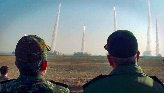 EUはイラン革命防衛隊・コッズ部隊・イラン諜報機関をテロ組織認定する必要があると、スコットランドのストルアン・スティーブンソン元欧州議会議員はいう。（AFP/資料写真）