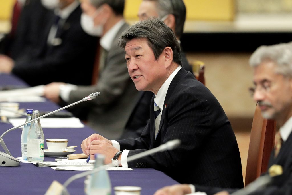 署名は茂木氏とヤング駐日米臨時代理大使との間で行った。茂木氏は会見で「年度末までの発効を目指し、国会での審議をお願いする」と述べた。(AFP)