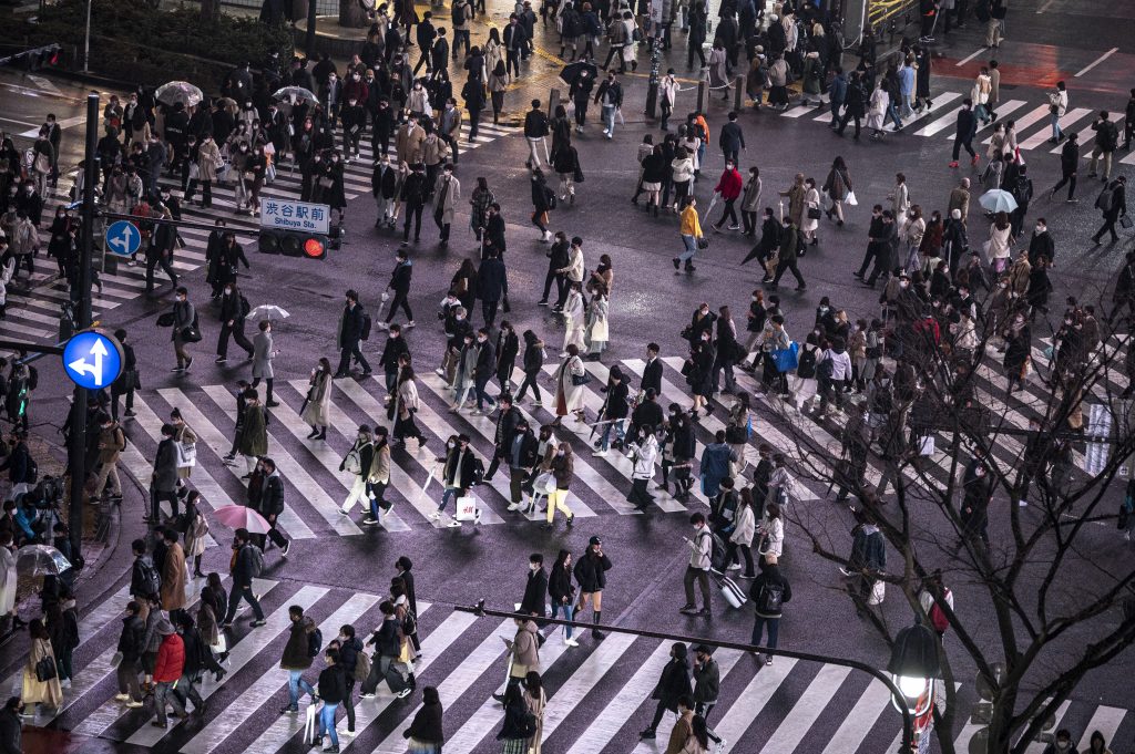 ２桁成長となった２０年１０～１２月期の実質ＧＤＰの実額は５４１兆円（年率換算）と、直近のピークである１９年７～９月期（５５９兆円）を下回る。(AFP)