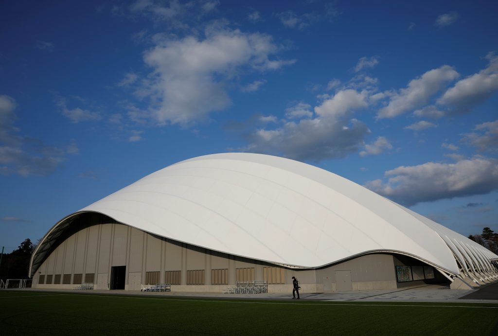 東京2020オリンピック大会の聖火リレーが出発する予定のサッカー練習施設。日本の福島県楢葉町にあるJヴィレッジ訓練センターにて2021年3月23日撮影。（資料写真/ロイター）