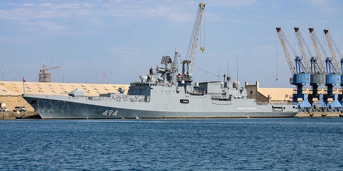 2021年2月28日、ポート・スーダンに停泊中のロシア海軍のアドミラル・グリゴロヴィチ級フリゲート（494）。（AFP）
