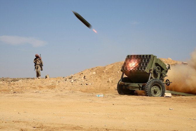 リヤドを標的にしたフーシ派の弾道ミサイルを撃ち落とすサウジ連合軍（ファイル：AFP）