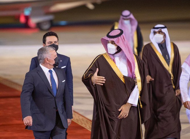 サウジアラビアのムハンマド・ビン・サルマーン皇太子は8日、サウジの首都ヨルダンでヨルダン国王のアブドゥッラー2世と会談した。(SPA)