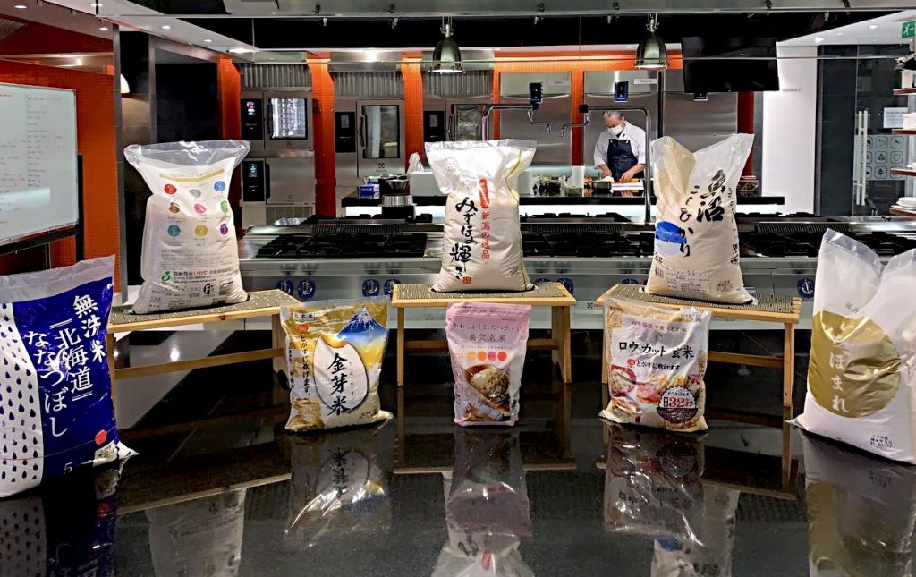 全日本コメ・コメ関連食品輸出促進協議会は日本の農林水産省と協力し、UAEのドバイにあるICCAで日本米に関する講演会を開催した。(写真/ANJP)