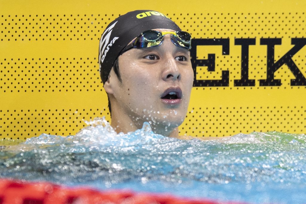 今夏の東京五輪で競泳会場となるプールで開催された日本選手権で、400ｍ個人メドレーを4分9秒2でフィニッシュした瀬戸選手。（AFP）