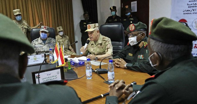 3月、エジプト・スーダン軍事委員会の会合で、両国は二国間協定を締結した。(AFP)