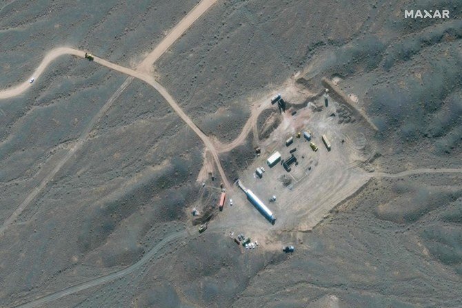 マクサー・テクノロジーズ社が2020年1月28日に提供した配布資料の衛星写真に写る、テヘラン南部にあるイランのナタンツ核施設。（AFP経由マクサー・テクノロジーズ）