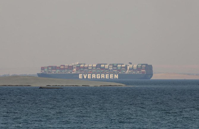 エジプト当局は、船主との金銭的係争のさなか、先月スエズ運河を塞いだ巨大商船エバーギブンを差し押さえた。 （AP）
