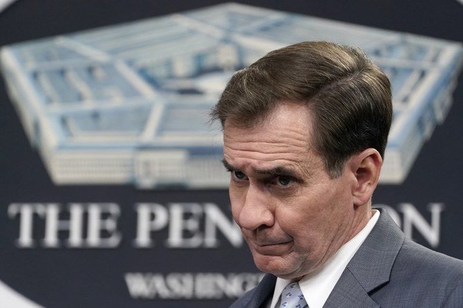 米ワシントンの国防総省でのブリーフィング中、質問に耳を傾けるジョン・カービー国防総省報道官。（3月31日、写真：AP）