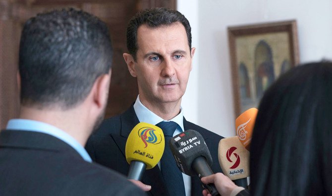 シリアのダマスカスで記者団と話すシリアのバッシャール・アサド大統領。(APファイル写真)