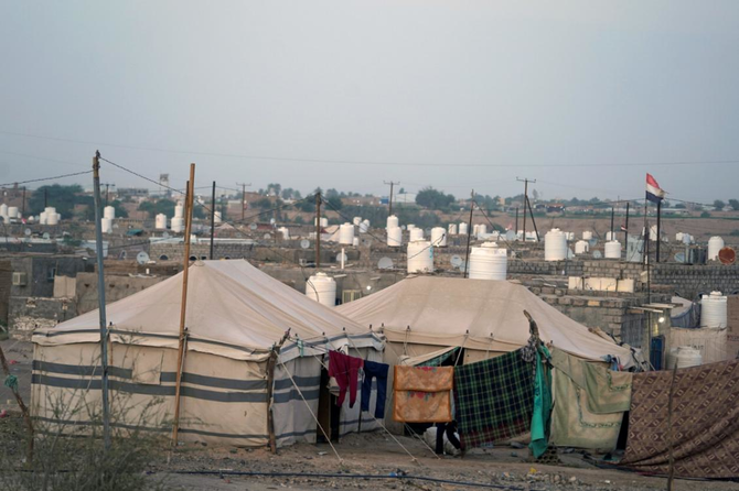 イエメンの産油地マアリブ県にある国内避難民（IDP）のための仮設キャンプの様子＝2021年5月10日（ロイター通信/Nabeel al-Awzari）