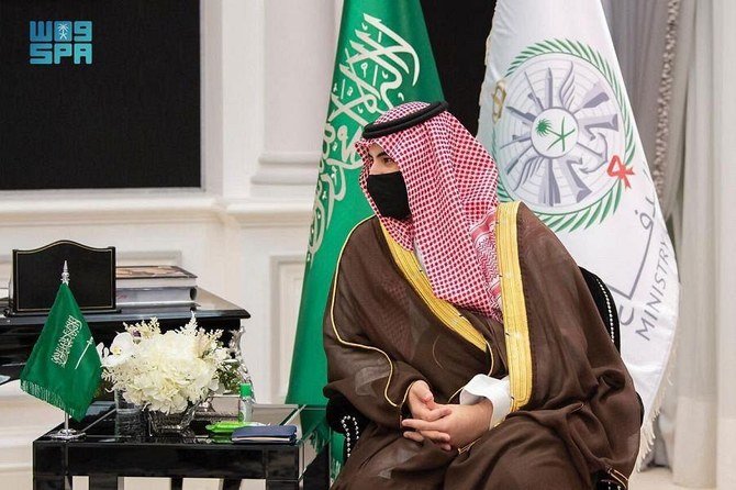 両氏はまた、イエメンの危機を終わらせるためのサウジアラビアの取り組みを中心に、イエメンの最近の動向について話し合った。（国営サウジ通信）