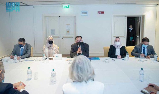 火曜日、サウジアラビアの教育大臣ハマド・ビン・ムハンマド・アル・アシーク博士は、ユネスコ幹部のステファニア・ジャンニーニ氏とイタリアで会談した。(SPA)