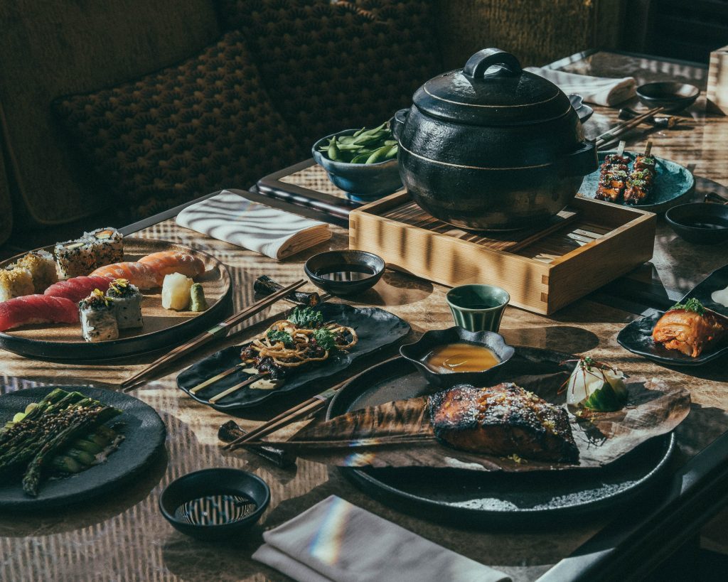 Mimi Kakushiはフォーシーズンズリゾート内にあり、アレンジを加えた日本料理を提供している。(提供)