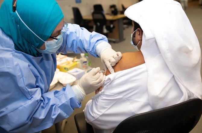 UAEは、人口の70％が新型コロナウイルス感染症に対するワクチンを接種していると述べた。(ファイル写真／エミレーツ通信社)