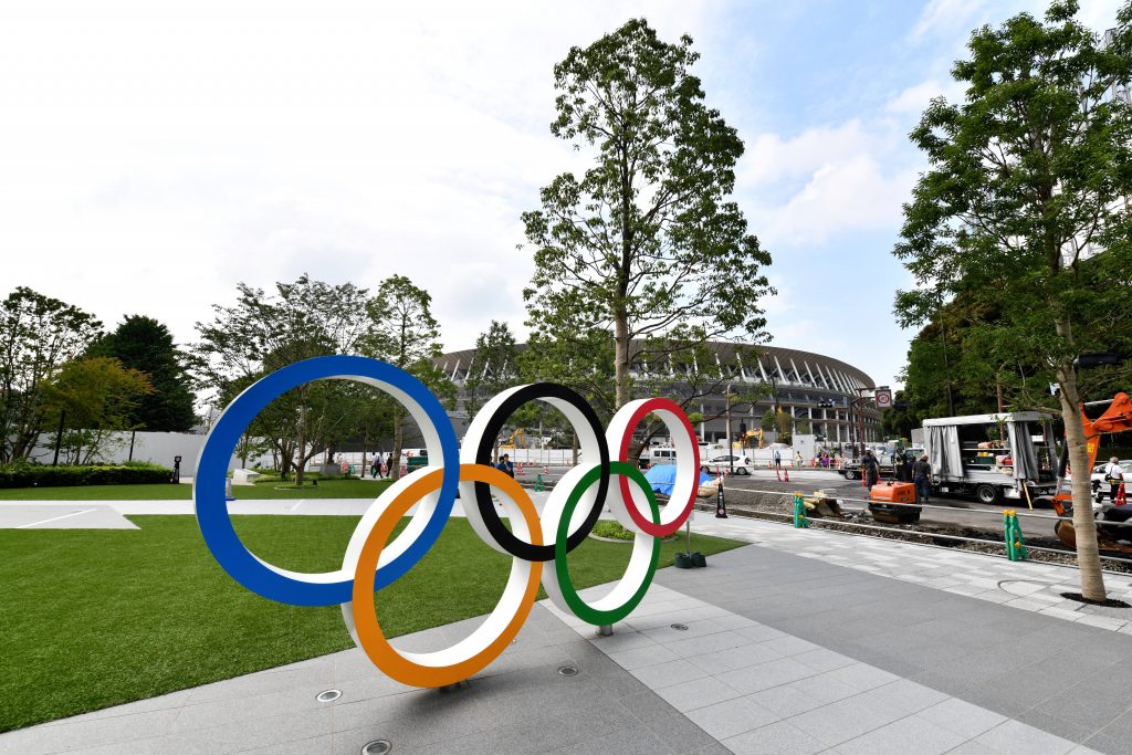 サモアの参加取りやめは、パンデミックのさなかに世界最大のスポーツイベントをなんとか開催しようとする日本の試みにとっての新たな逆風となる。(AFP)