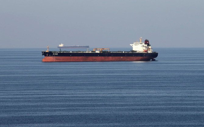 2018年12月21日、ホルムズ海峡を通過する石油タンカー。（ロイター）