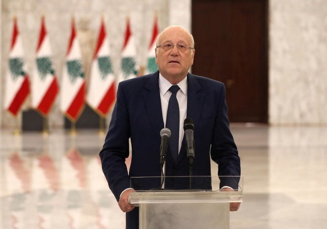 レバノンの新首相候補ナジブ・ミカティ氏。バアブダの大統領官邸にて。（ロイター通信）