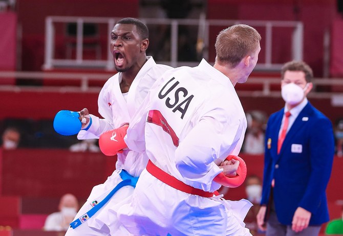 東京2020空手男子組手75キロ超級の決勝戦で、危険なプレーによるペナルティで金メダルを逃し、苦い結末を迎えたタレグ・ハメディ選手。(Twitter/@saudiolympic)