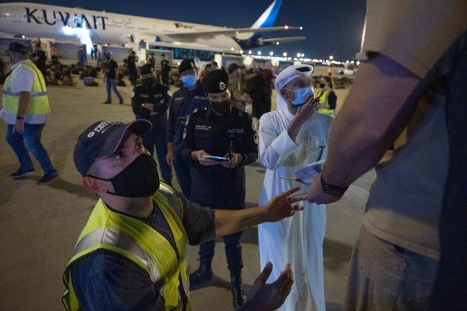 850人を超える米国民と在カブール米国大使館職員を乗せた5機が、クウェートを発ち、帰国の途に就いた。（@USAmbKuwait）
