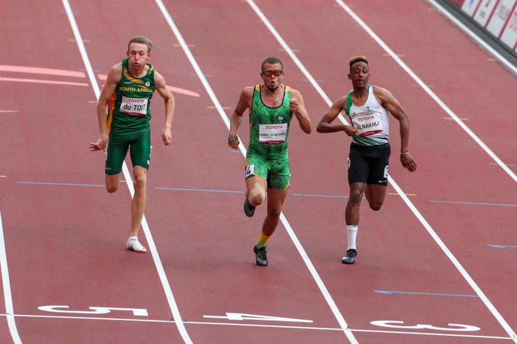 アリ・ナフリ選手は、東京2020パラリンピック競技大会陸上100メートルで6位入賞を果たした日に、自己ベストを2度塗り替えた。(サウジNPC)