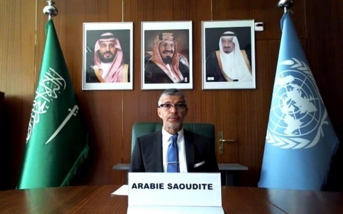 アフガニスタンの人道的状況について話し合うジュネーブでの国連人権理事会の特別会合に出席する、サウジアラビアのアブドルアジーズ・ アルワセル国連常駐代表(ジュネーブ)。(ファイル写真:Twitter/@KSAPermanentGVA)