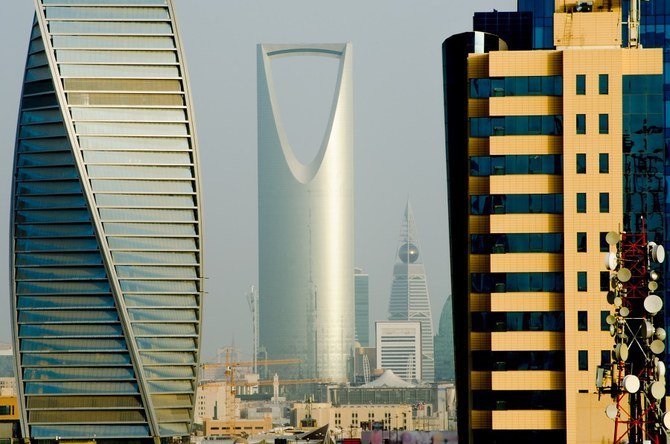サウジアラビアの小売業やレストラン・ホテル業は16.9%増、製造業も15.3%増と回復基調。(Shutterstock) 