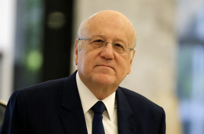 レバノンのナジーブ・ミカティ首相。2021年9月13日レバノンのバーブダにある大統領官邸にいて。(ロイター/資料写真)