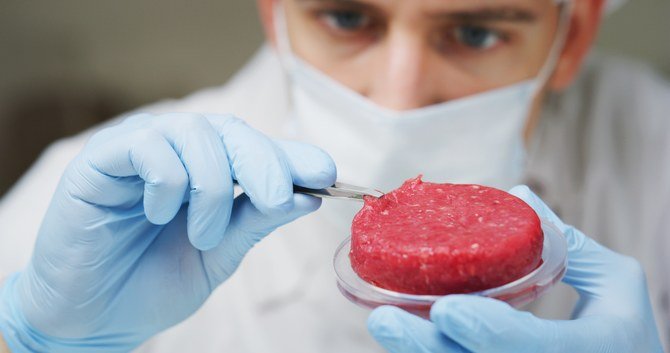 ハーリド王子は、今後地域への食の安全の提供において人工肉がますます大きな役割を果たしていくとの見方を明確にした。(シャッターストック)