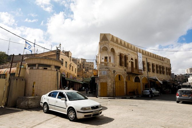 イスラエルが占領するヨルダン川西岸のヘブロンでは、古い建物が博物館として使われている。(ロイター通信)