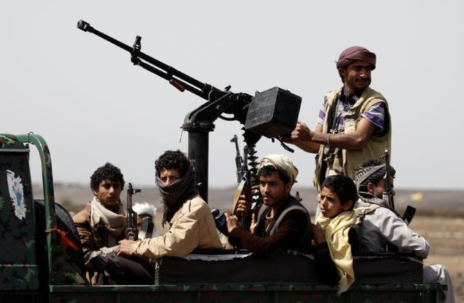 イランが支援する武装勢力フーシ派民兵らは、戦場となっているイエメンのマリブ州のアブディヤ地区を3週間以上にわたって包囲している。(ロイター/写真)