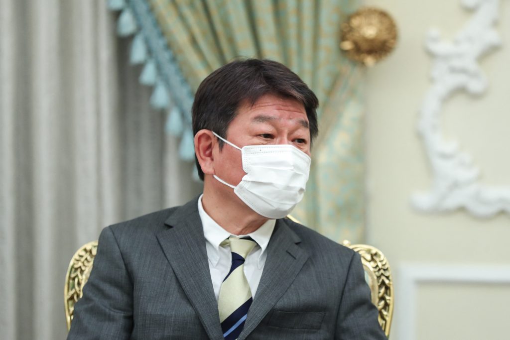 茂木氏は総務会で「しっかりリードしていきたい」と党運営への意気込みを語った。(AFP)