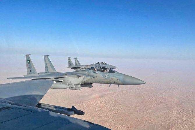 UAE、アブダビのアル・ダフラ空軍基地で、サウジアラビア空軍が共同空中ミサイル戦闘演習に参加。（ツイッター/@modgovksa）