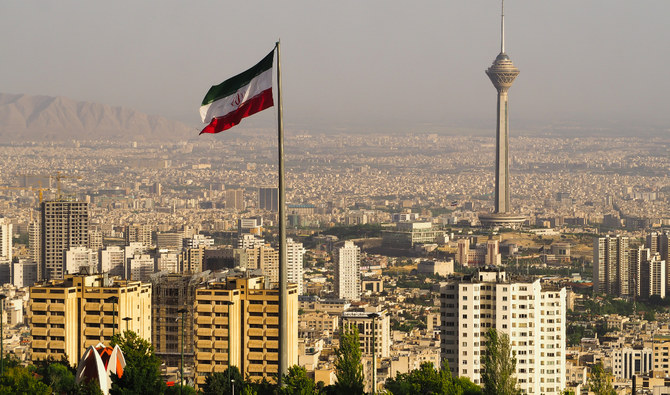 20を超える人権団体が、イラン政府に活動家3人の解放を求める書簡に署名した。この3人は国内のCOVID-19危機に対する政府の失策に警鐘を鳴らしていた。（Shutterstock）