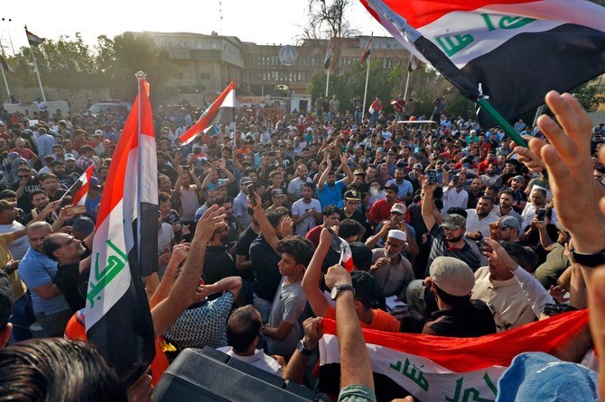 24日、イラク中央部・ナジャフ県のルーアイ・アル・ヤッセリ知事が辞任した（写真提供：AFP通信）