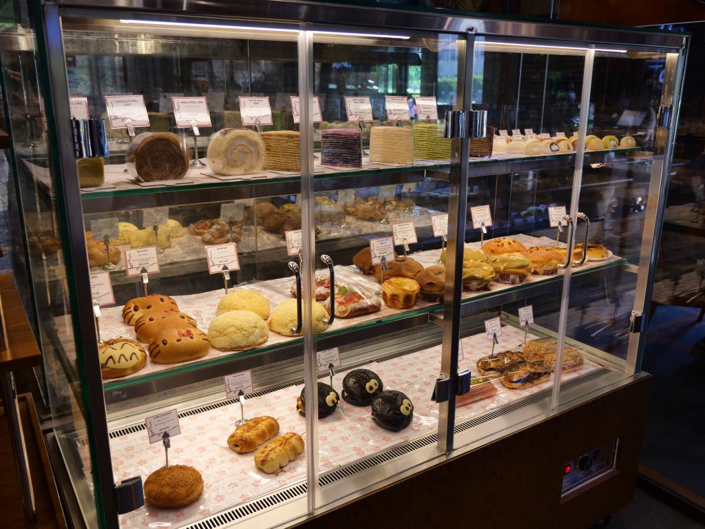 Yakitakeカフェ＆レストランは、来店客に独特の日本体験を提供している。（ANJP）