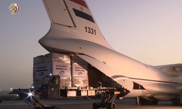 エジプトが南スーダンに軍用機を派遣し、2回目となる医療支援物資の提供を実施。（提供：エジプト国防省）