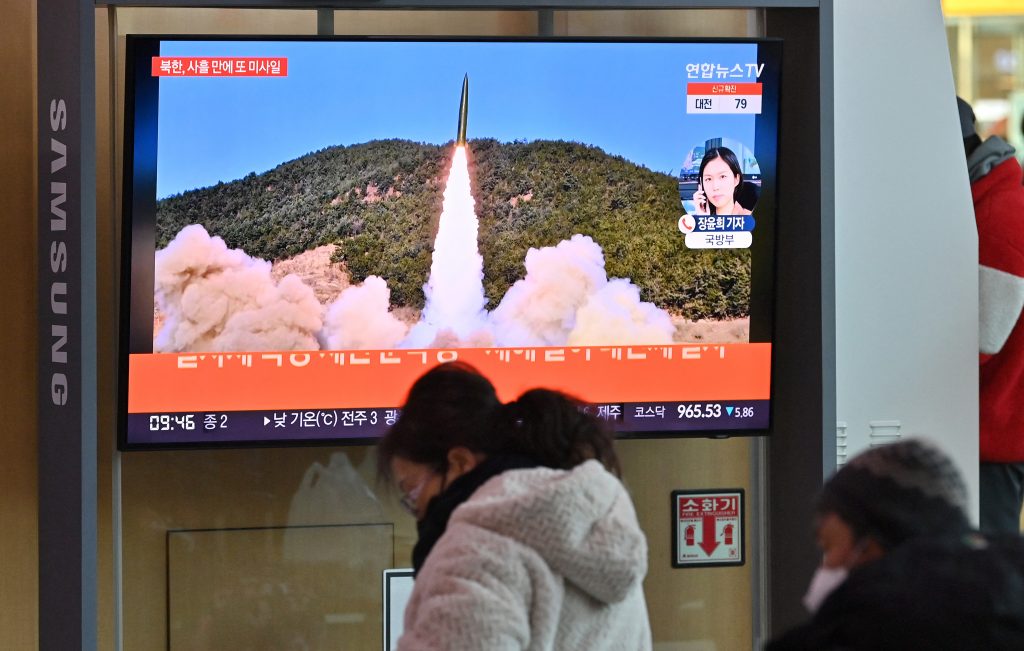 北朝鮮は今年に入り５日と１１日に、いずれも内陸部の慈江道付近から「極超音速ミサイル」と称するミサイルを発射。(AFP)